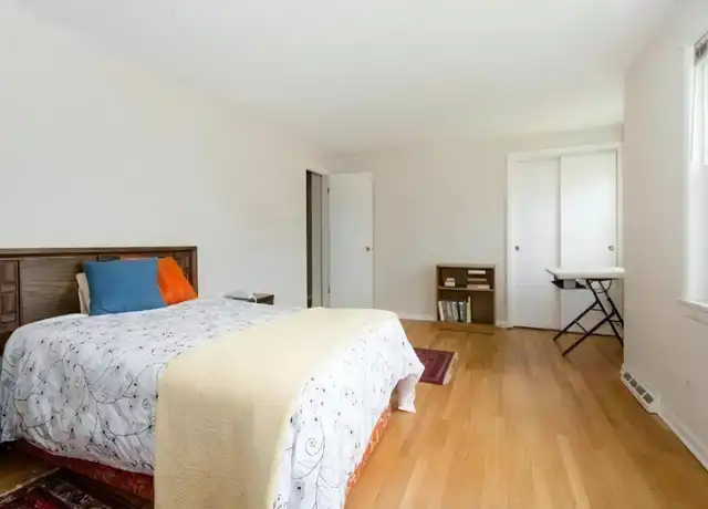 Property at 710 N Western Ave, Park Ridge, IL, 60068, 2 beds, 2 baths, [object Object]