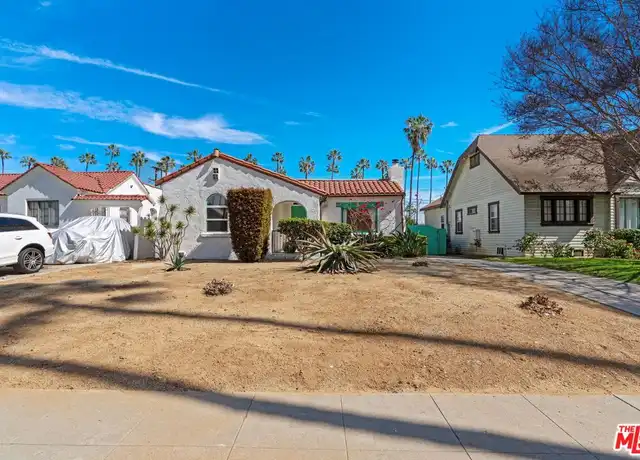 Property at 5606 S Rimpau Blvd, Los Angeles, CA, 90043, 2 beds, 2 baths, [object Object]
