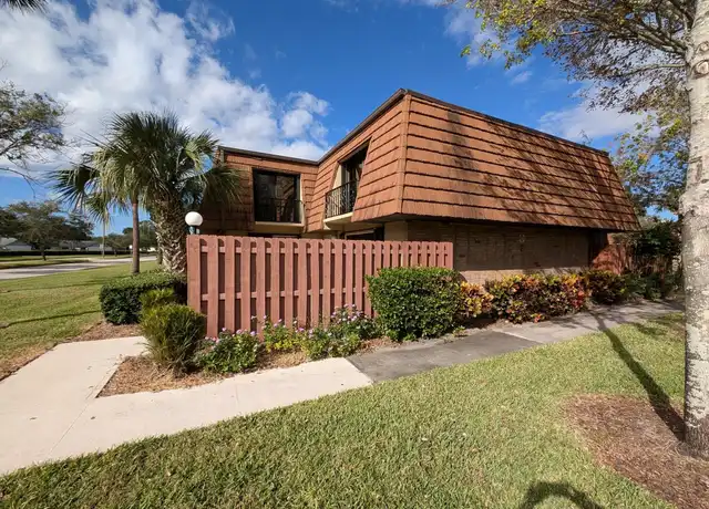 Property at 1302 Nebraska Ave Unit 2A, Fort Pierce, FL, 34950, 2 beds, 1.5 baths, [object Object]