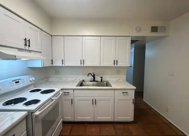Property at 112 S McKemy St Unit 02, Tempe, AZ, 85281, 2 beds, 1 bath, [object Object]