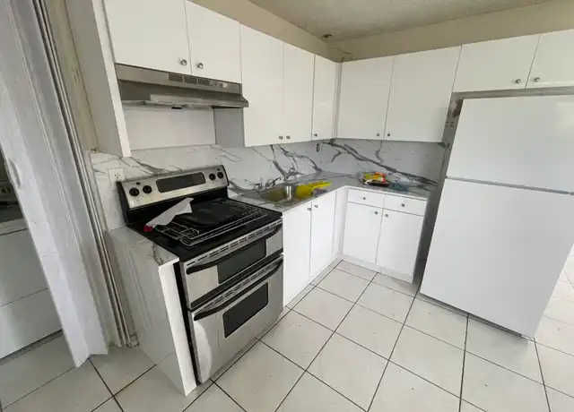 Property at 3500 SW 24th St Unit 3500, Miami, FL, 33145, 2 beds, 1 bath, [object Object]