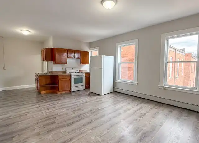 Property at 291 Buckingham St Unit C6, Hartford, CT, 06106, 2 beds, 1 bath, [object Object]