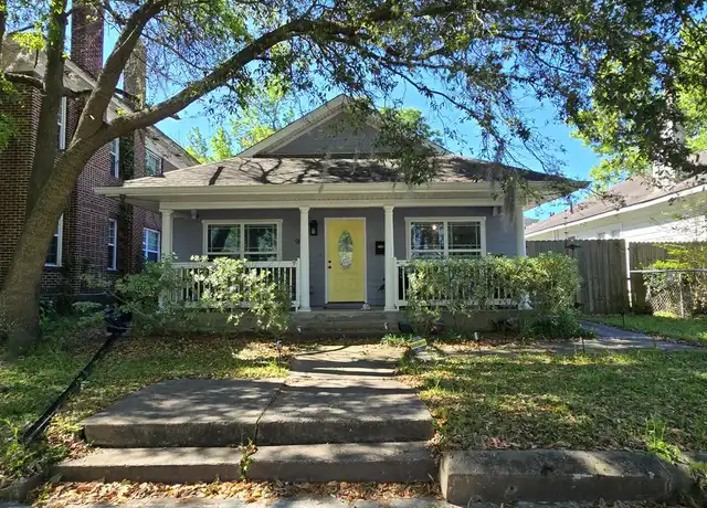 Property at 909 E Park Ave, Savannah, GA, 31401, 4 beds, 2 baths, [object Object]