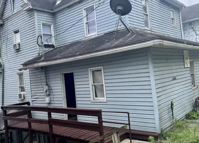Property at 746 Willey St Unit C, Morgantown, WV, 26505, 2 beds, 1 bath, [object Object]