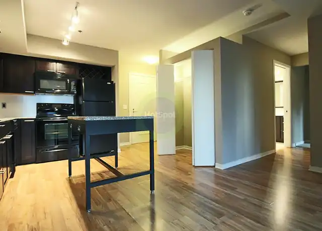 Property at 13 W Randolph St, Chicago, IL, 60601, 2 beds, 1 bath, [object Object]