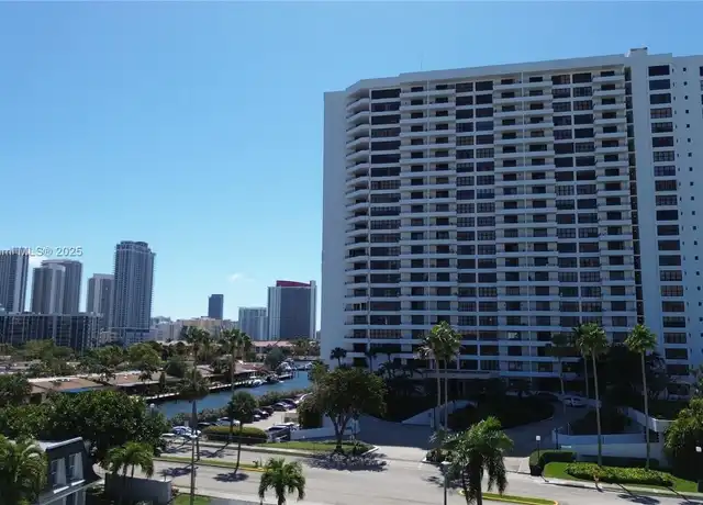 Property at 2500 Parkview Dr #1909, Hallandale Beach, FL, 33009, 1 bed, 1.5 baths, [object Object]