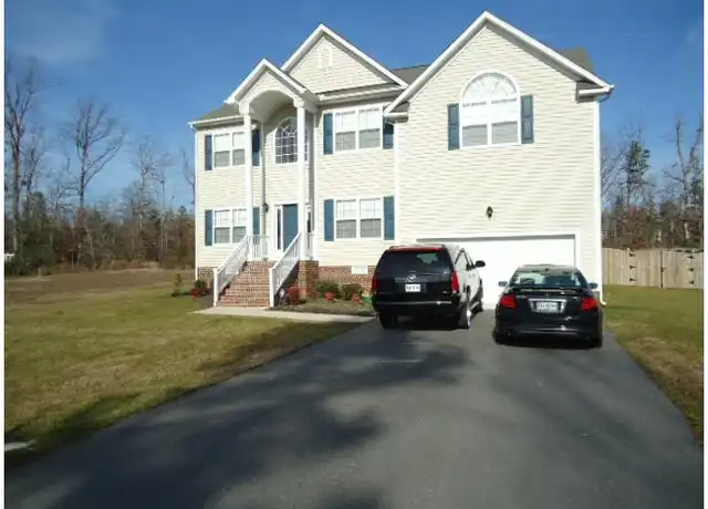 Property at 206 Kilt Dr, Chester, VA, 23836, 5 beds, 3 baths, [object Object]