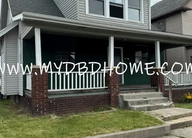 Property at 950 Burgess St, Fort Wayne, IN, 46808, 4 beds, 1 bath, [object Object]