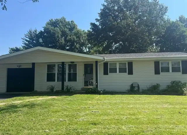 Property at 130 Tulip Tree Dr, Saint Charles, MO, 63304, 3 beds, 1.5 baths, [object Object]