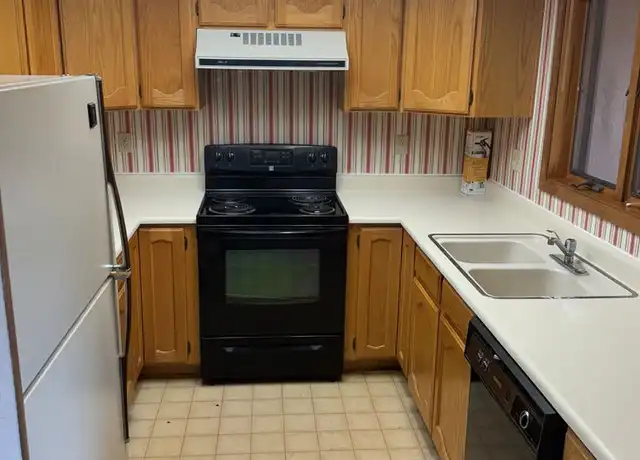Property at 2821 N Walnut Hills Dr, Flagstaff, AZ, 86004, 2 beds, 2 baths, [object Object]