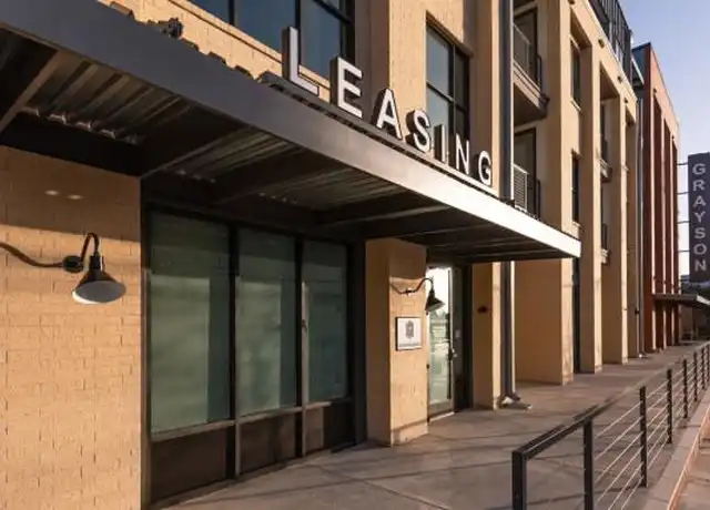 Property at 925 E Carson St Unit 211, San Antonio, TX, 78208, 1 bed, 1 bath, [object Object]
