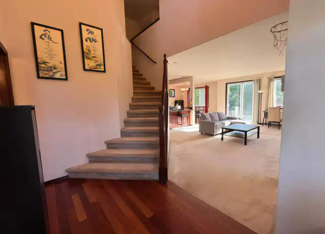 Property at 5624 8th Dr W, Everett, WA, 98203, 1 bed, 1 bath, [object Object]
