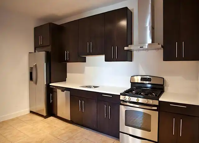 Property at 5 Munroe St, Somerville, MA, 02143, 3 beds, 1 bath, [object Object]