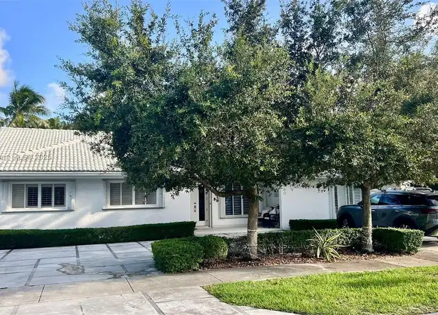 Property at 2360 NE 214th St, Miami, FL, 33180, 5 beds, 3 baths, [object Object]