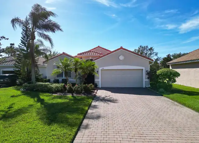 Property at 4418 65th Ter E, Sarasota, FL, 34243, 2 beds, 2 baths, [object Object]