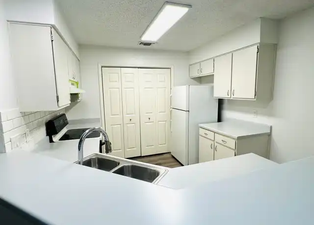 Property at 4200 Duval Rd Unit C, Austin, TX, 78759, 3 beds, 2 baths, [object Object]