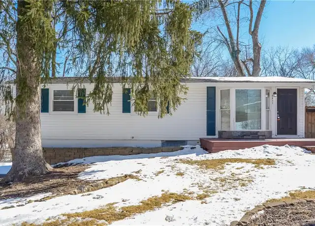 Property at 5811 N Highland Ave, Kansas City, MO, 64118, 3 beds, 1 bath, [object Object]