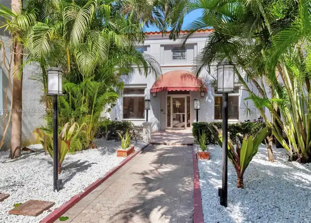 Property at 215 30th St #10, Miami Beach, FL, 33140, 1 bed, 1 bath, [object Object]