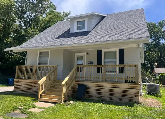 Property at 305 N College Ave, Warrensburg, MO, 64093, 2 beds, 1 bath, [object Object]