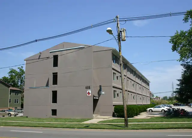 Property at 408 W Vernon Ave Unit 101, Normal, IL, 61761, 2 beds, 1 bath, [object Object]