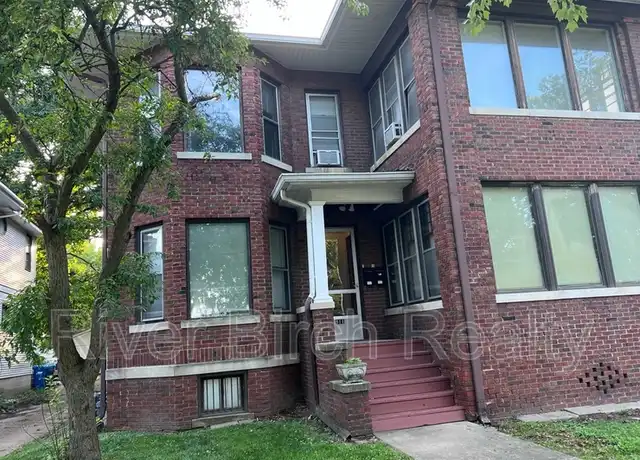 Property at 811 S State St Unit 1, Springfield, IL, 62704, 3 beds, 2 baths, [object Object]
