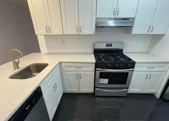 Property at 7505 113th St, Forest Hills, NY, 11375, 0 beds, 1 bath, [object Object]