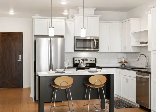 Property at 35 Syndicate St S Unit 308, St Paul, MN, 55105, 1 bed, 1 bath, [object Object]