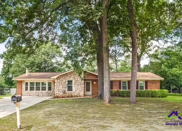 Property at 105 Meriwood Dr, Warner Robins, GA, 31093, 4 beds, 2 baths, [object Object]