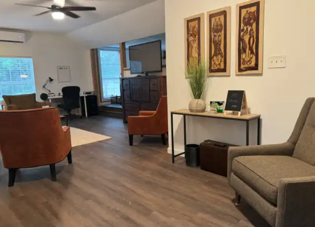 Property at 1095 Sorrel Creek Dr, Canyon Lake, TX, 78133, 1 bed, 1 bath, [object Object]