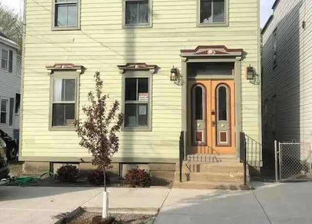 Property at 122 N Ferry St, Schenectady, NY, 12305, 5 beds, 2 baths, [object Object]