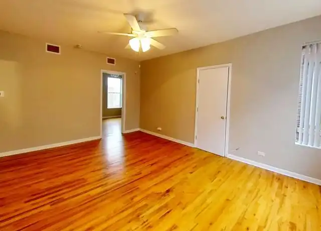 Property at 1437 W Balmoral Ave, Chicago, IL, 60640, 1 bed, 1 bath, [object Object]