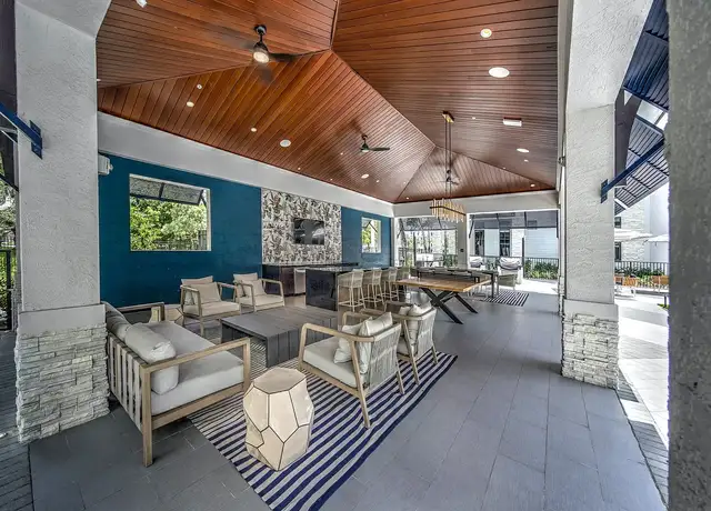 Photo of 1301 SW 80th Ter, Plantation, FL 33324