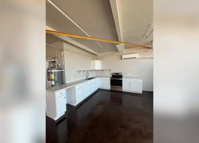 Property at Sunshine Studios - 851 81st Ave, Oakland, CA, 94621, 0-1 beds, 1-1.5 bath, [object Object]