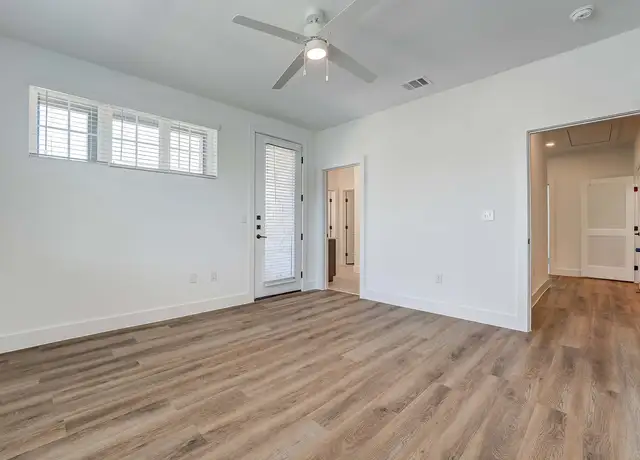 Photo of 181 S Brook Dr, Leander, TX 78641