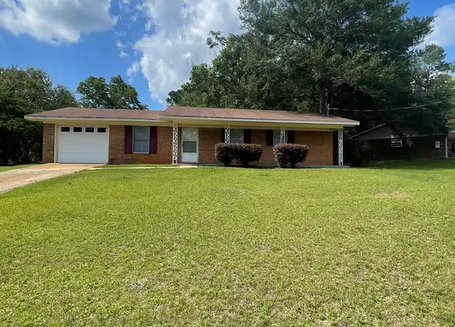 Property at 409 Springdale Dr, Enterprise, AL, 36330, 3 beds, 2 baths, [object Object]