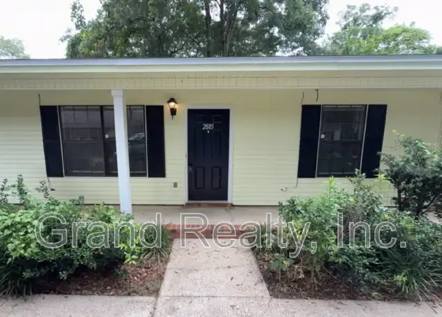 Property at 2885 E Johnson Ave, Pensacola, FL, 32514, 2 beds, 1 bath, [object Object]