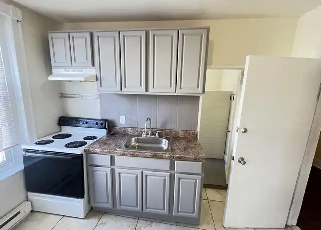 Property at 176 Manheim St Unit 2F, Philadelphia, PA, 19144, 1 bed, 1 bath, [object Object]