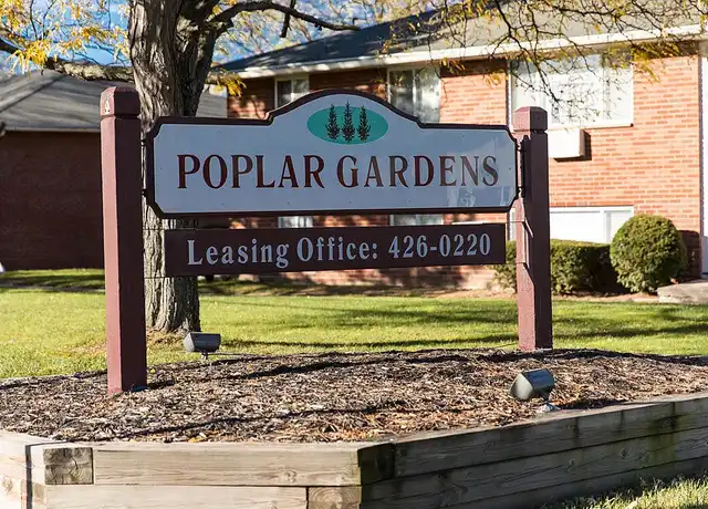 Property at Poplar Gardens - 4 Poplar Garden Ln, Rochester, NY, 14606, 1-3 bed, 1 bath, [object Object]