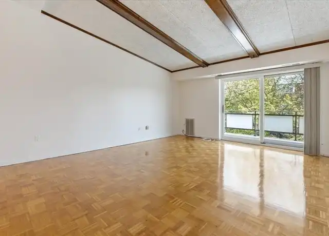 Property at 57 Bradlee St, Hyde Park, MA, 02136, 1 bed, 1 bath, [object Object]