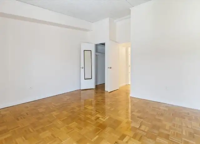 Property at 57 Bradlee St, Hyde Park, MA, 02136, 1 bed, 1 bath, [object Object]