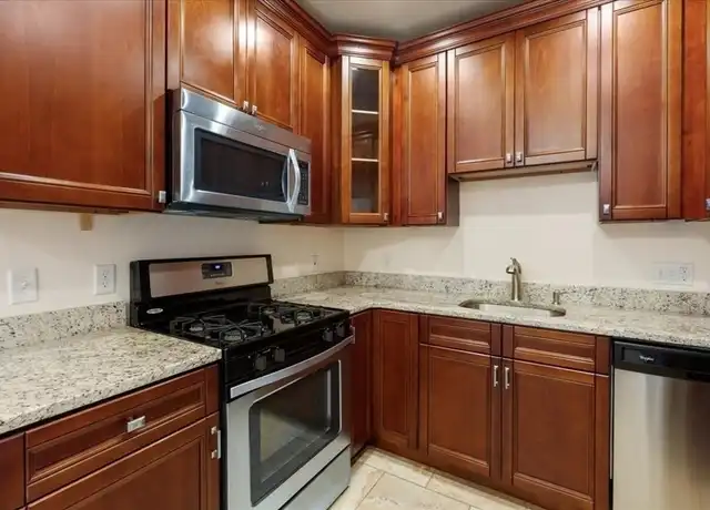 Property at 57 Bradlee St, Hyde Park, MA, 02136, 1 bed, 1 bath, [object Object]