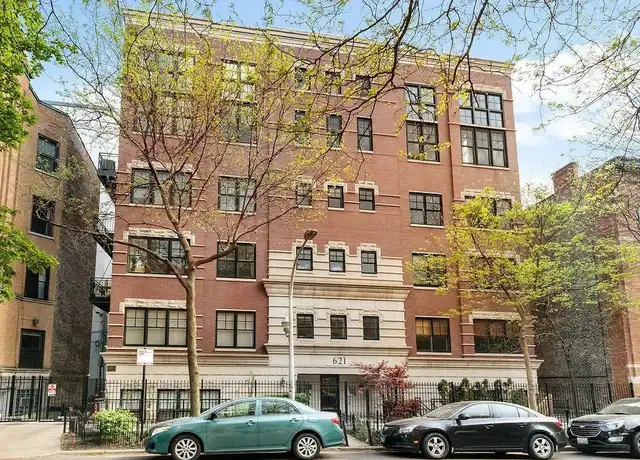 Property at 621 W Barry Ave #201, Chicago, IL, 60657, 2 beds, 2 baths, [object Object]