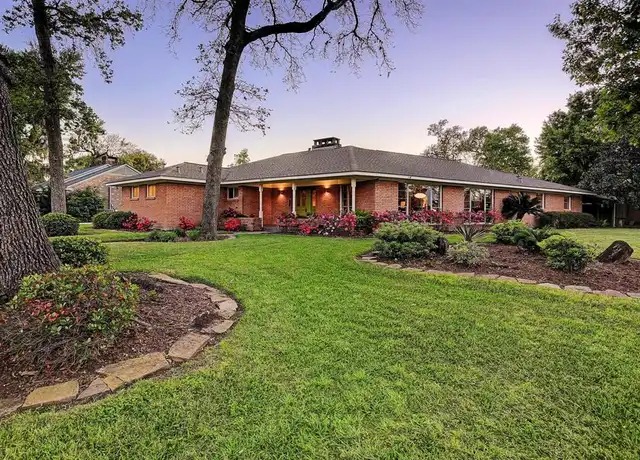 Property at 8002 Glen Valley Dr, Houston, TX, 77061, 3 beds, 2.5 baths, [object Object]