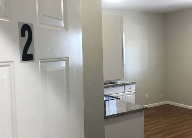 Photo of 6807 3rd St, Riverbank, CA 95367