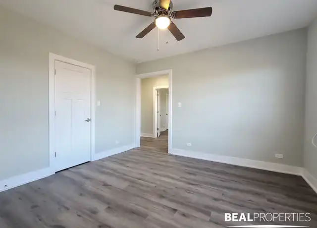 Property at 725 Saint Johns Ave Unit 1 Bed, Highland Park, IL, 60035, 1 bed, 1 bath, [object Object]