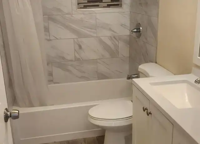Property at 1043 W 107th St Unit 1, Los Angeles, CA, 90044, 2 beds, 1 bath, [object Object]