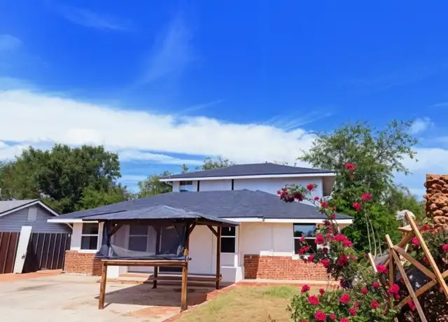 Property at 1812 S High Ave, Oklahoma City, OK, 73129, 3 beds, 2 baths, [object Object]