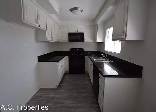 Property at 6464 Woodman Ave, Van Nuys, CA, 91401, 2 beds, 2 baths, [object Object]