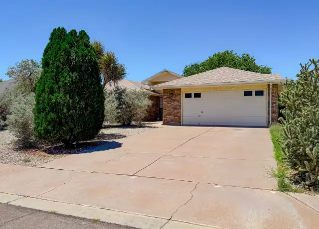 Property at 533 Eagle Dr, Alamogordo, NM, 88310, 3 beds, 1.5 baths, [object Object]