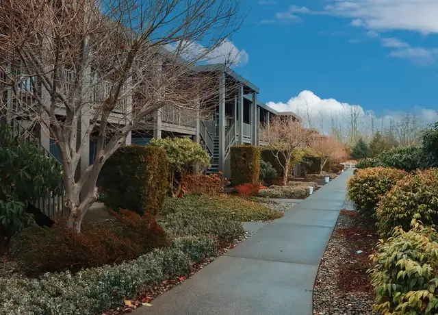 Photo of 219 Semanski St, Enumclaw, WA 98022